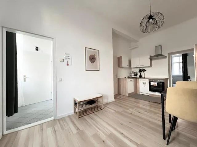 City&More! Charmantes Apartment Mit Altbauflair! Vienna