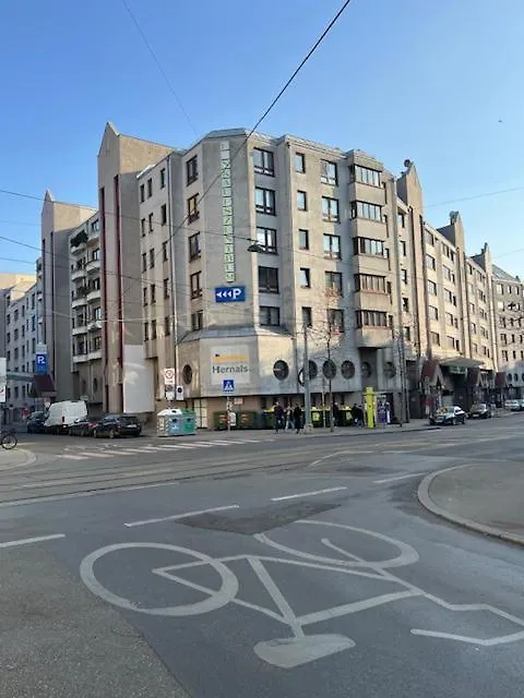 City&More! Charmantes Apartment Mit Altbauflair! Vienna