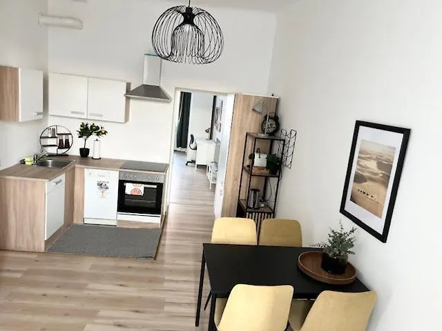 City&More! Charmantes Apartment Mit Altbauflair! Vienna