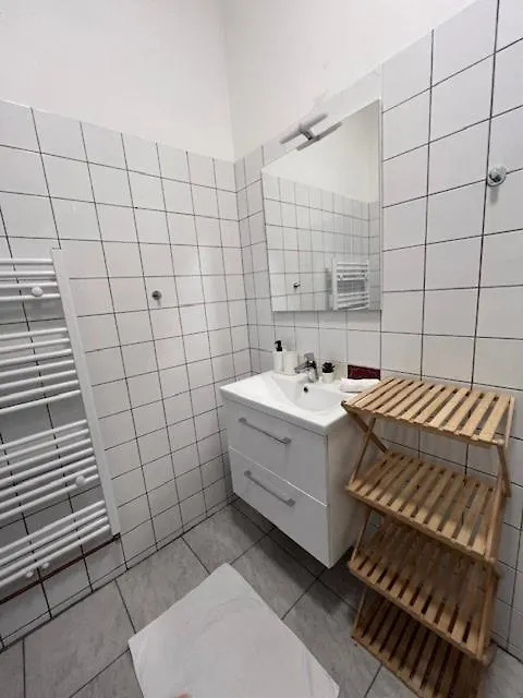 City&More! Charmantes Apartment Mit Altbauflair! Vienna